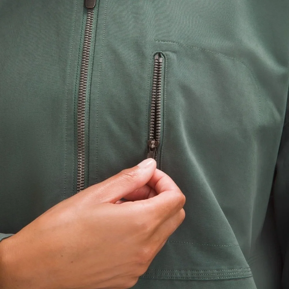 NWT Lululemon Glyde 2-in-1 Adaptable Jacket in Dark Forest Size XS - Picture 8 of 16